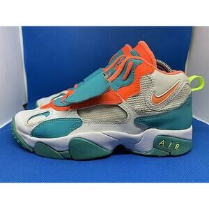 NIKE Air Speed Turf Turquoise Athletic Shoes BQ9632-101 Women's Sz 8 / Youth 6.5